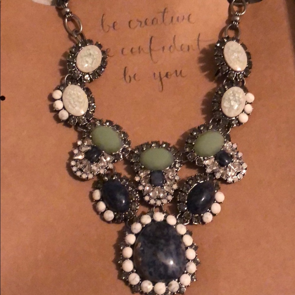 Chloe & Isabel necklace never worn